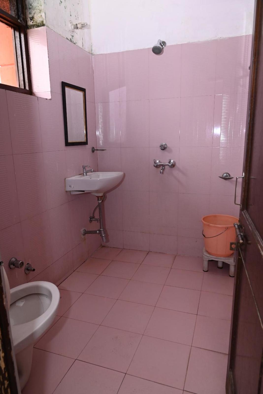 Hotel Sarva Darshan Ashram Haridwār Exteriér fotografie